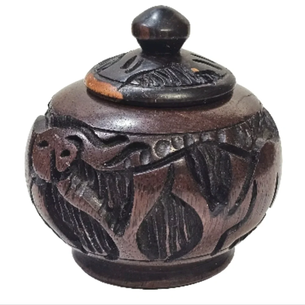 Wooden Brown Bowl Jar Trinket With Lid Elephant  Rhino Buffalo Design Handcarved
